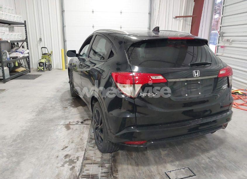 Photo 3 of 2021 Honda Hr-v AWD SPORT (VIN 3CZRU6H11MM737829)