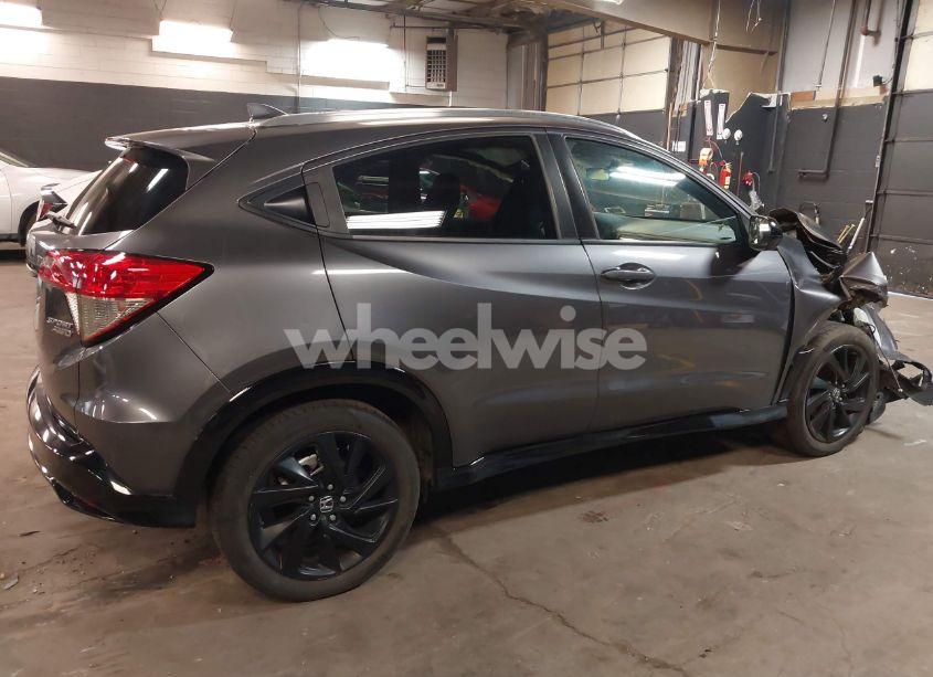 Photo 4 of 2021 Honda Hr-v AWD SPORT (VIN 3CZRU6H11MM740973)