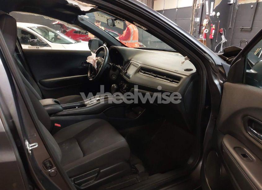 Photo 5 of 2021 Honda Hr-v AWD SPORT (VIN 3CZRU6H11MM740973)