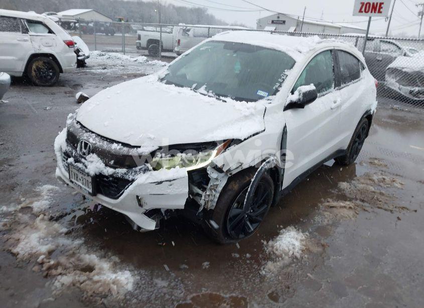 Photo 2 of 2022 Honda Hr-v AWD SPORT (VIN 3CZRU6H11NM751070)