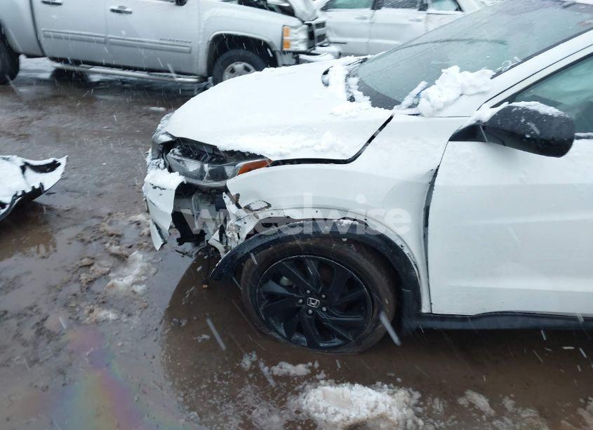 Photo 6 of 2022 Honda Hr-v AWD SPORT (VIN 3CZRU6H11NM751070)