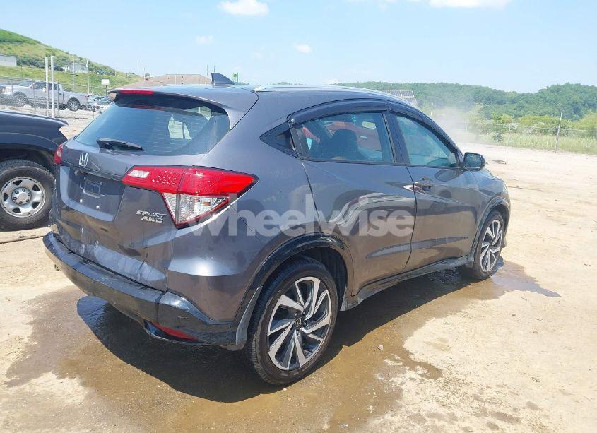 Photo 4 of 2019 Honda Hr-v SPORT (VIN 3CZRU6H12KG702938)