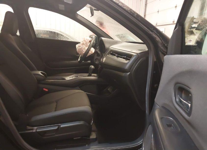 Photo 5 of 2019 Honda Hr-v SPORT (VIN 3CZRU6H12KG715799)
