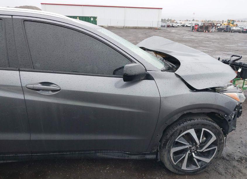 Photo 14 of 2019 Honda Hr-v SPORT (VIN 3CZRU6H12KG723787)