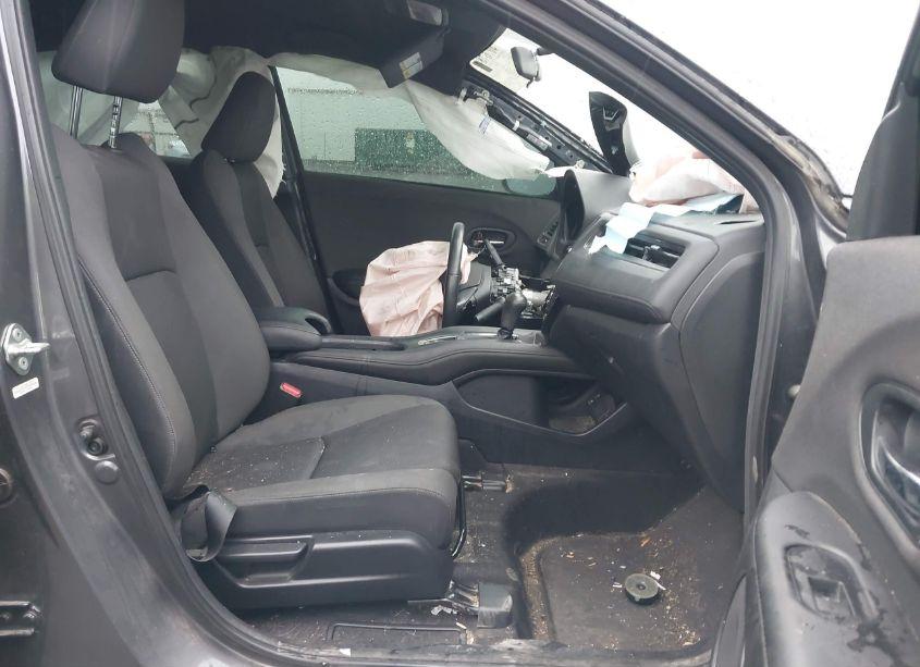 Photo 5 of 2019 Honda Hr-v SPORT (VIN 3CZRU6H12KG723787)