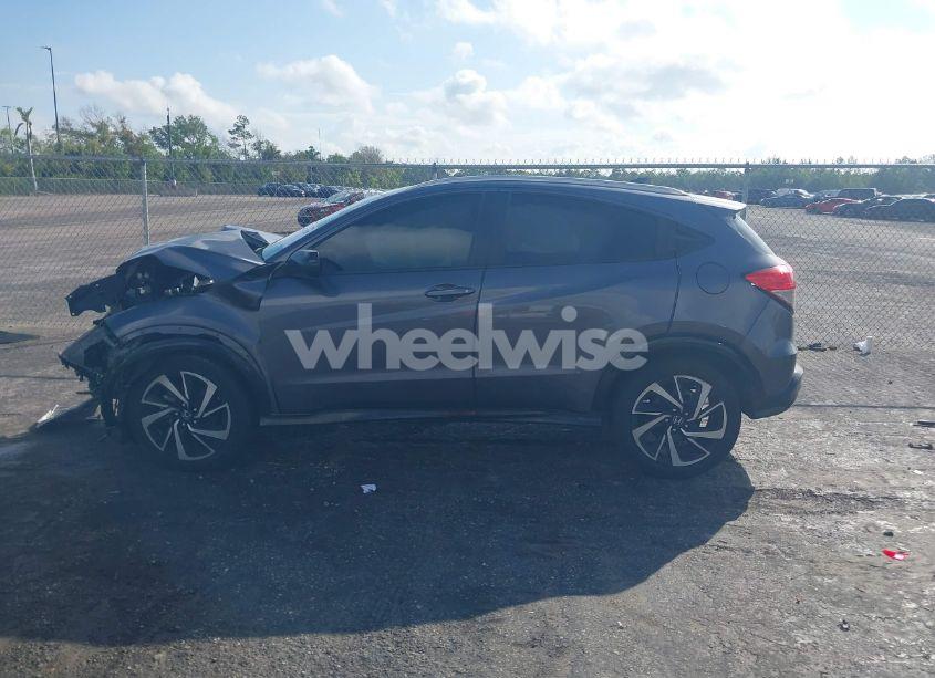 Photo 14 of 2019 Honda Hr-v SPORT (VIN 3CZRU6H12KM736685)