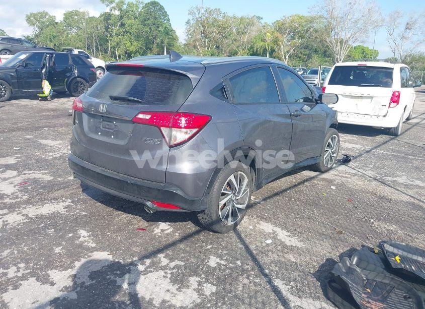Photo 4 of 2019 Honda Hr-v SPORT (VIN 3CZRU6H12KM736685)