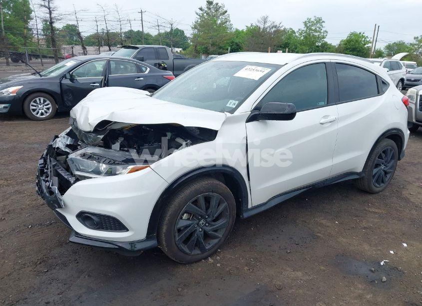Photo 2 of 2021 Honda Hr-v AWD SPORT (VIN 3CZRU6H12MM721137)