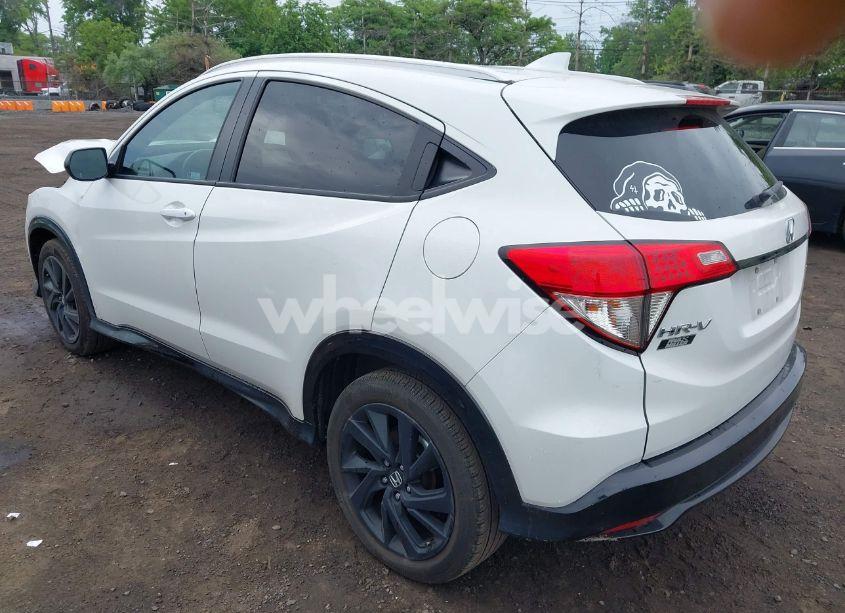 Photo 3 of 2021 Honda Hr-v AWD SPORT (VIN 3CZRU6H12MM721137)