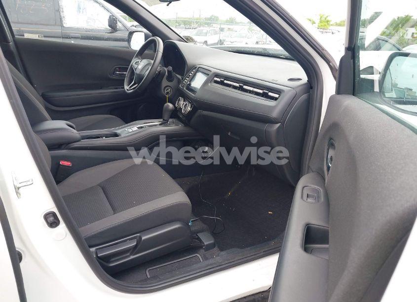 Photo 5 of 2021 Honda Hr-v AWD SPORT (VIN 3CZRU6H12MM721137)