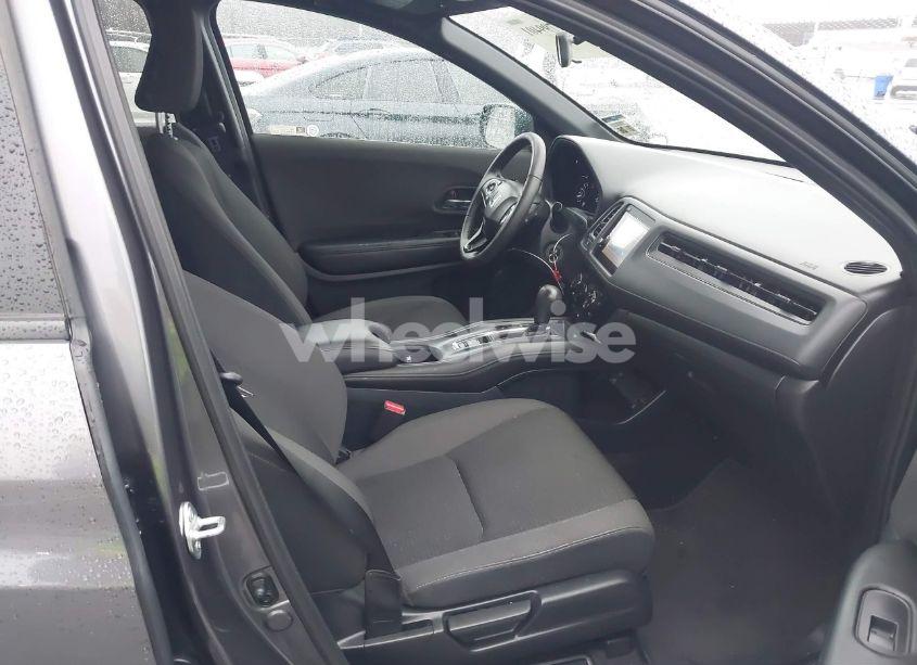 Photo 5 of 2021 Honda Hr-v AWD SPORT (VIN 3CZRU6H12MM749374)