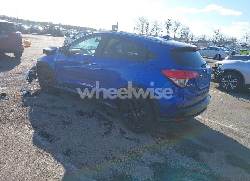 Photo 3 of 2022 Honda Hr-v AWD SPORT (VIN 3CZRU6H12NM716814)