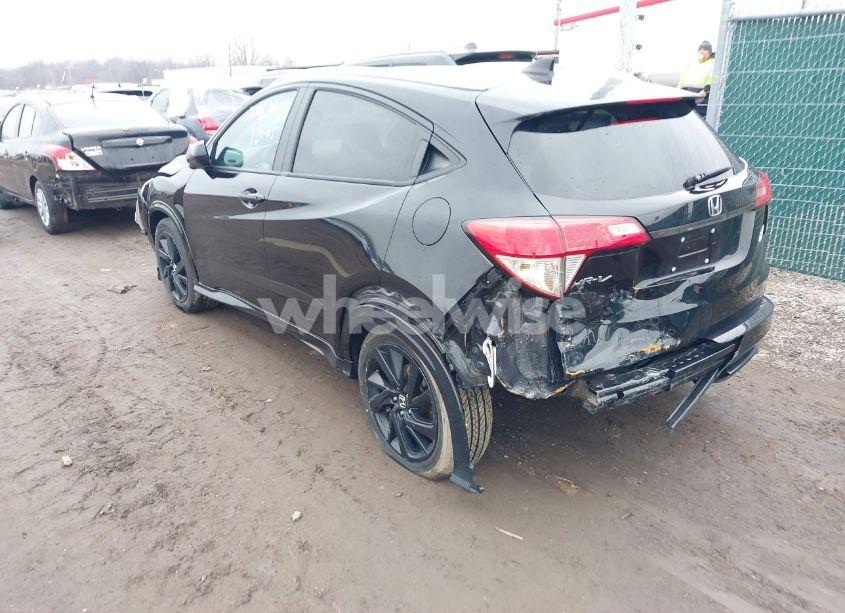 Photo 3 of 2022 Honda Hr-v AWD SPORT (VIN 3CZRU6H12NM724346)