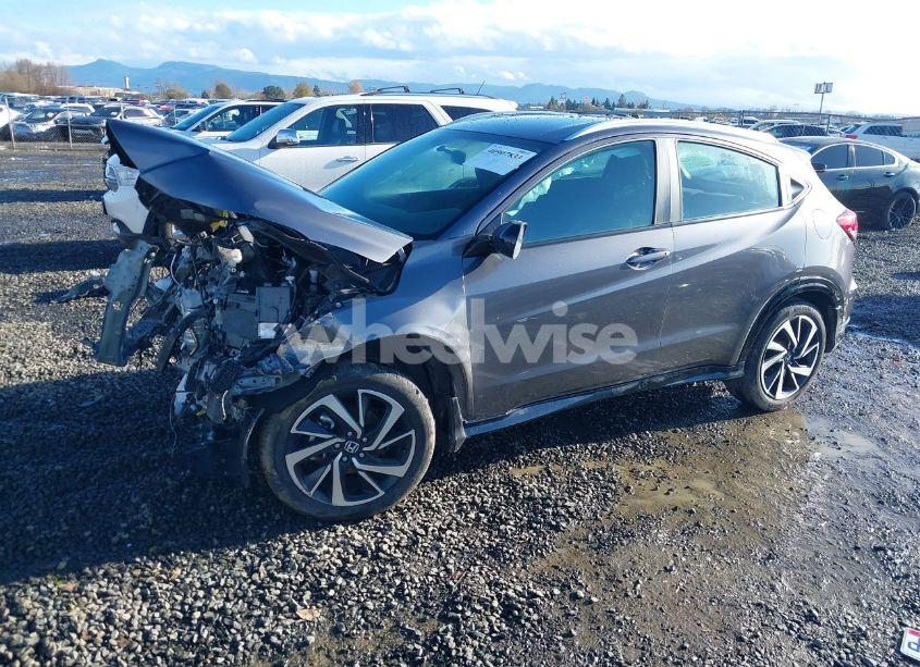 Photo 2 of 2019 Honda Hr-v SPORT (VIN 3CZRU6H13KG714144)
