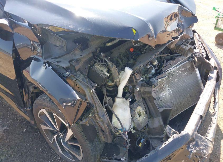 Photo 6 of 2019 Honda Hr-v SPORT (VIN 3CZRU6H13KM708717)