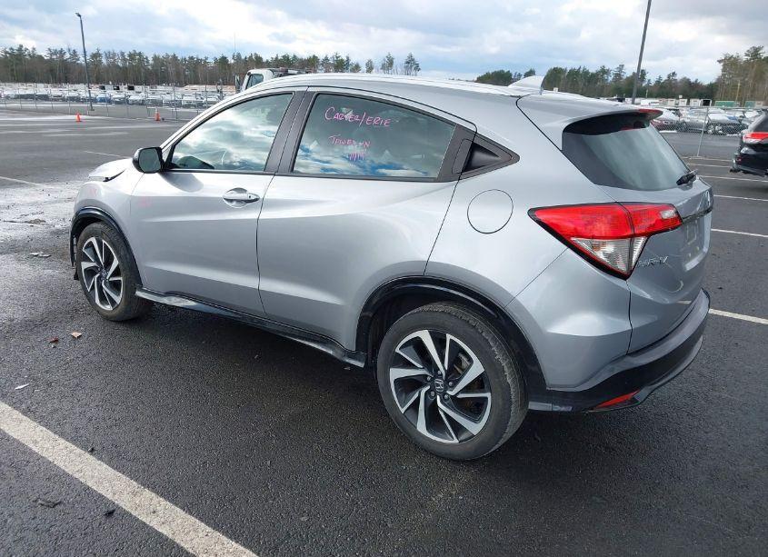 Photo 3 of 2019 Honda Hr-v SPORT (VIN 3CZRU6H13KM738266)
