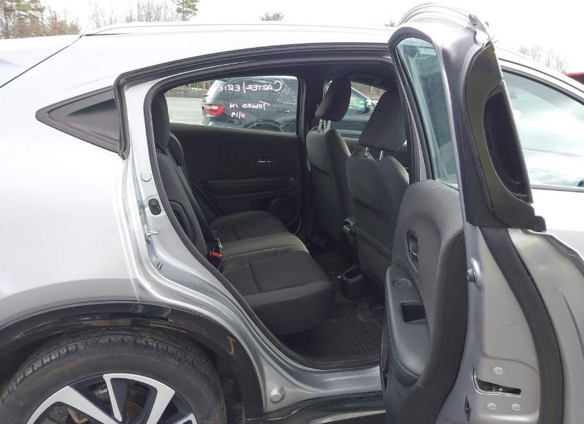 Photo 8 of 2019 Honda Hr-v SPORT (VIN 3CZRU6H13KM738266)