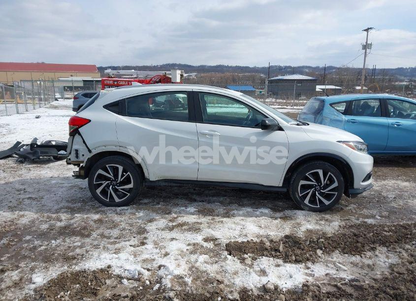 Photo 14 of 2020 Honda Hr-v AWD SPORT (VIN 3CZRU6H13LM704359)