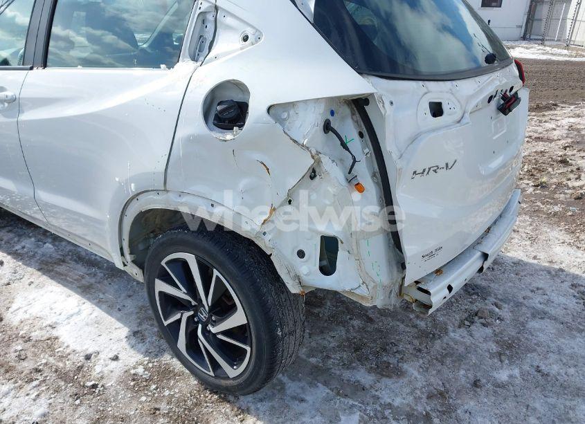 Photo 6 of 2020 Honda Hr-v AWD SPORT (VIN 3CZRU6H13LM704359)