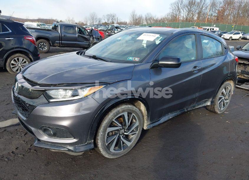 Photo 2 of 2020 Honda Hr-v AWD SPORT (VIN 3CZRU6H13LM732582)