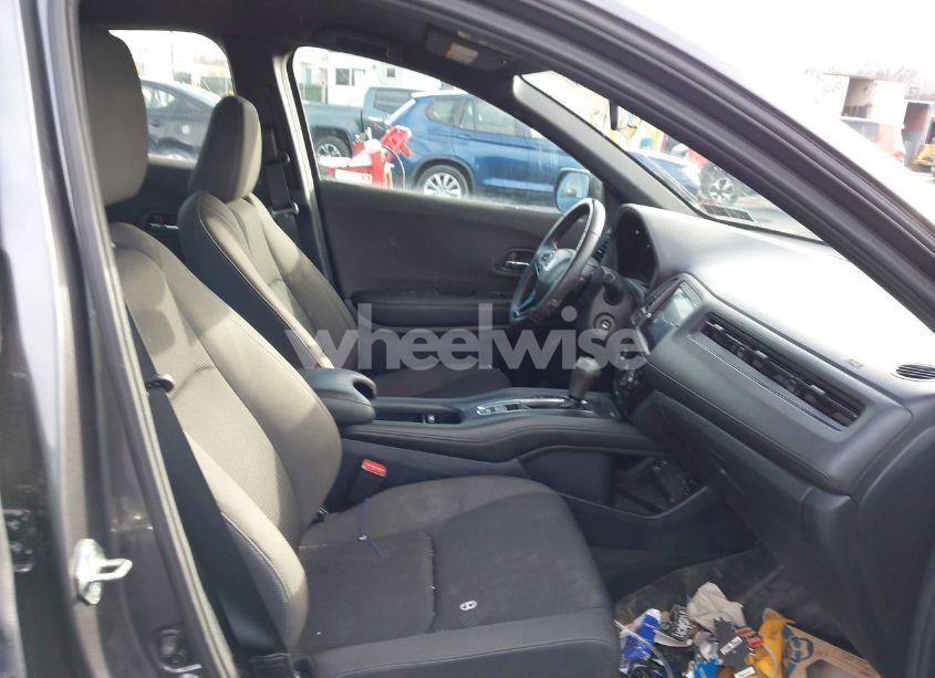 Photo 5 of 2020 Honda Hr-v AWD SPORT (VIN 3CZRU6H13LM732582)