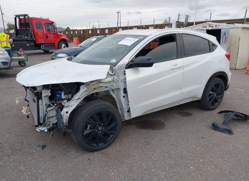 Photo 2 of 2021 Honda Hr-v AWD SPORT (VIN 3CZRU6H13MM752977)