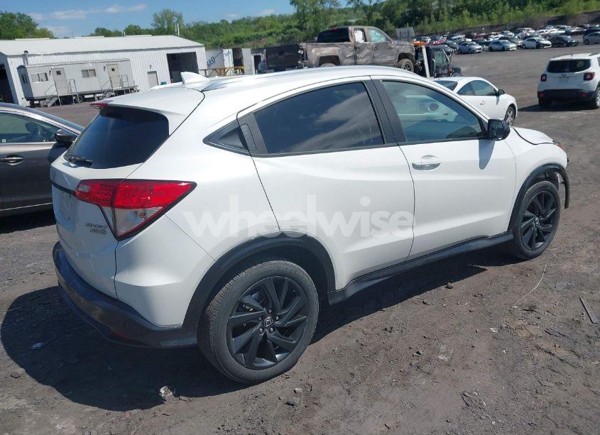 Photo 4 of 2022 Honda Hr-v AWD SPORT (VIN 3CZRU6H13NM706745)