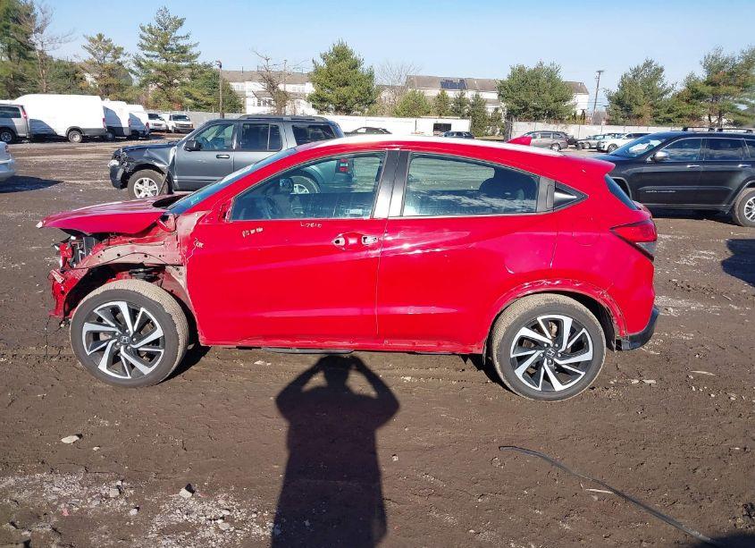 Photo 14 of 2019 Honda Hr-v SPORT (VIN 3CZRU6H14KG709003)