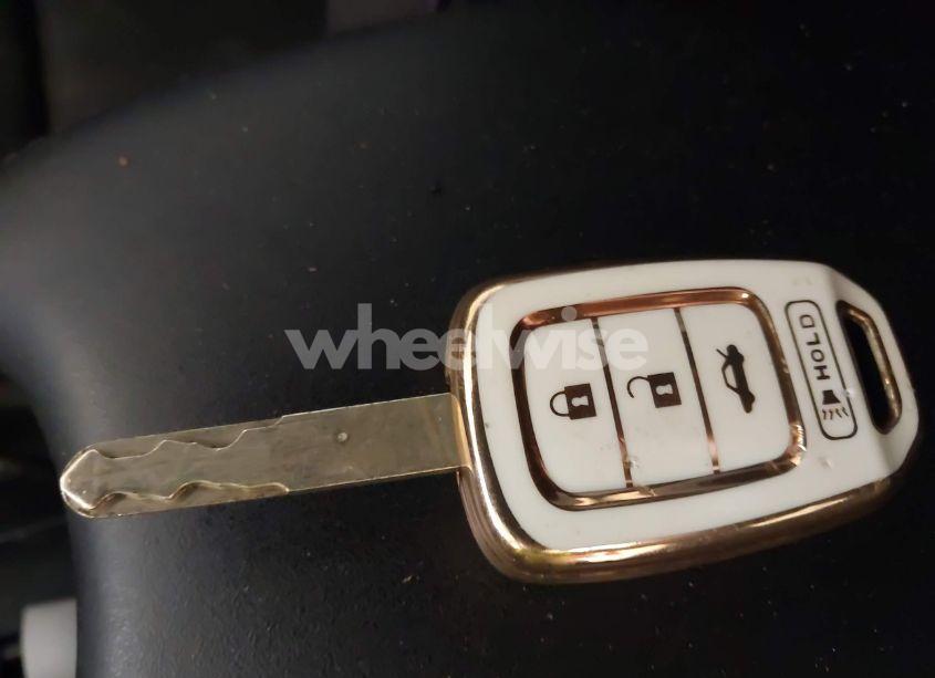 Photo 11 of 2019 Honda Hr-v SPORT (VIN 3CZRU6H14KG712533)