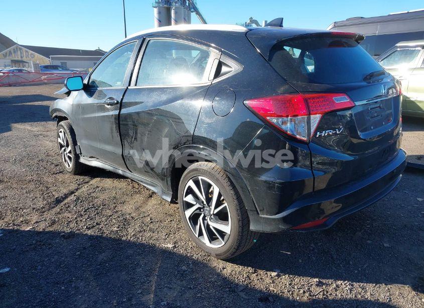 Photo 3 of 2019 Honda Hr-v SPORT (VIN 3CZRU6H14KG712628)