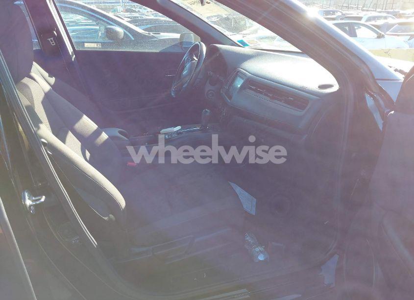 Photo 5 of 2019 Honda Hr-v SPORT (VIN 3CZRU6H14KG712628)