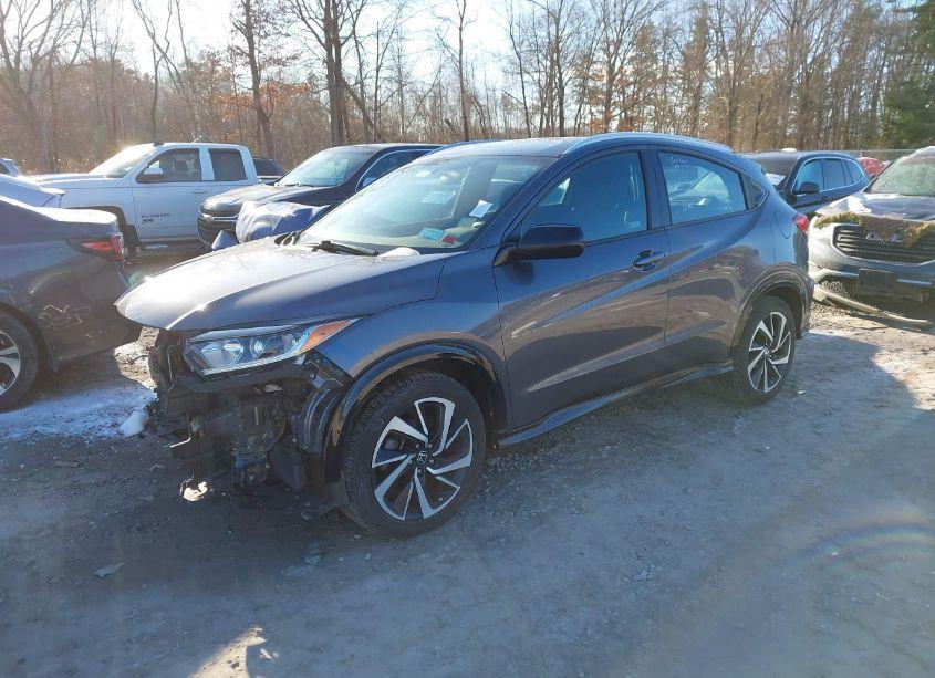 Photo 2 of 2019 Honda Hr-v SPORT (VIN 3CZRU6H14KG715321)