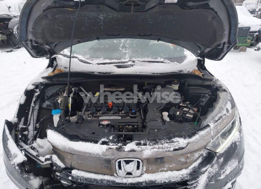 Photo 10 of 2019 Honda Hr-v SPORT (VIN 3CZRU6H14KG724052)