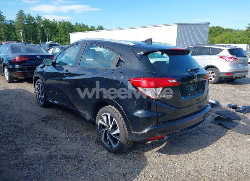 Photo 3 of 2019 Honda Hr-v SPORT (VIN 3CZRU6H14KM738292)