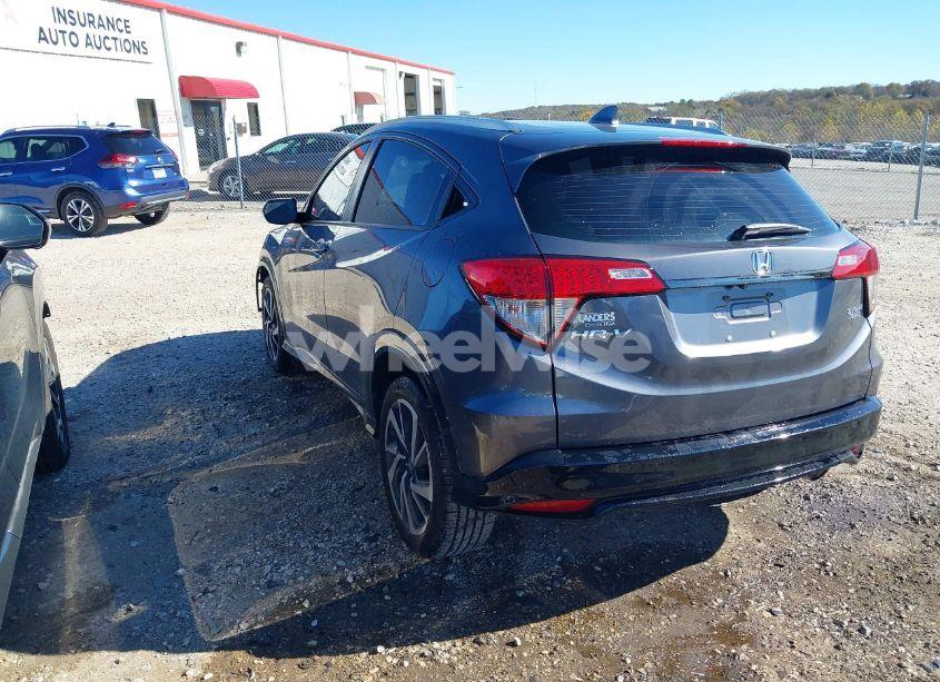 Photo 3 of 2019 Honda Hr-v SPORT (VIN 3CZRU6H14KM739278)