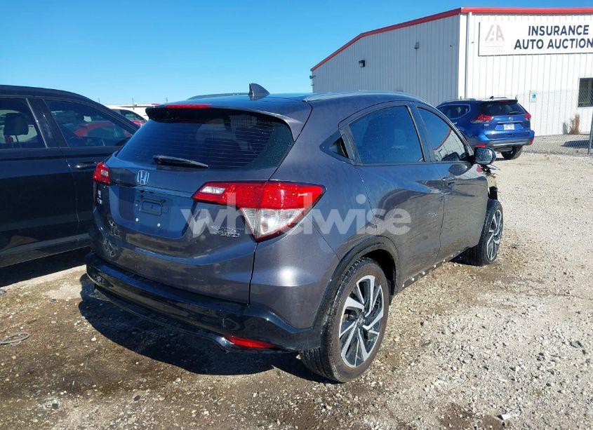 Photo 4 of 2019 Honda Hr-v SPORT (VIN 3CZRU6H14KM739278)