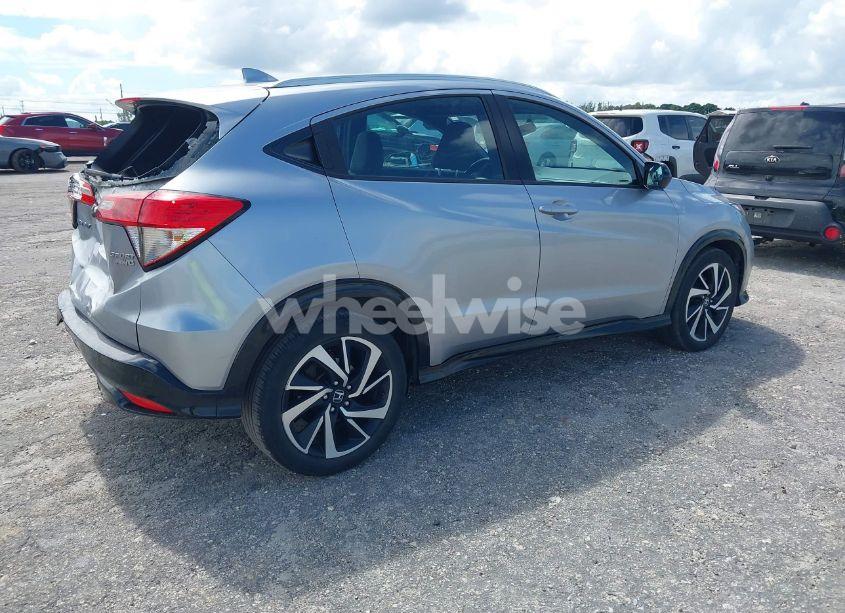 Photo 4 of 2020 Honda Hr-v AWD SPORT (VIN 3CZRU6H14LM706279)