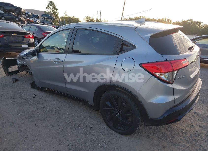 Photo 3 of 2022 Honda Hr-v AWD SPORT (VIN 3CZRU6H14NM710593)
