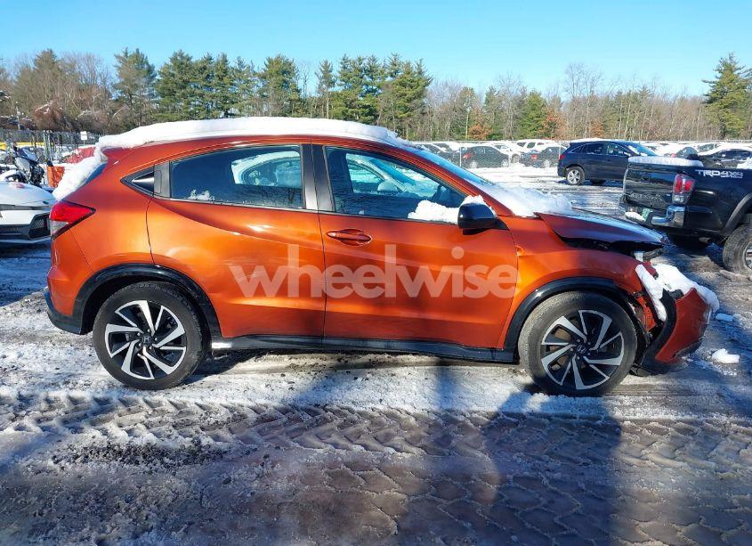 Photo 13 of 2019 Honda Hr-v SPORT (VIN 3CZRU6H15KG704540)