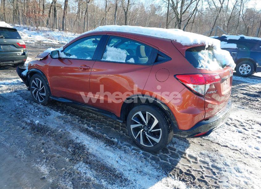 Photo 3 of 2019 Honda Hr-v SPORT (VIN 3CZRU6H15KG704540)