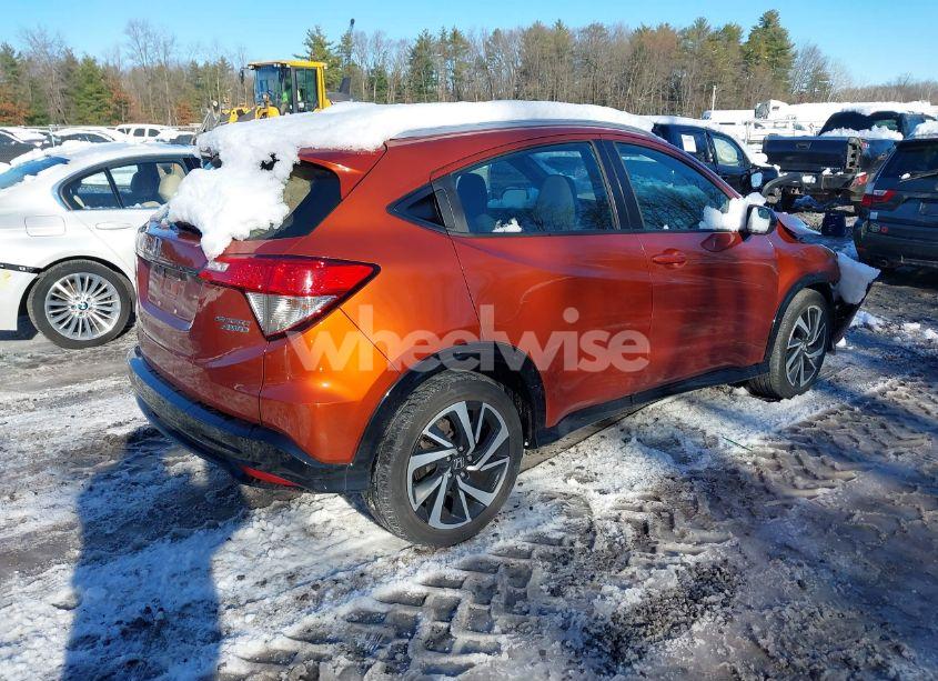 Photo 4 of 2019 Honda Hr-v SPORT (VIN 3CZRU6H15KG704540)