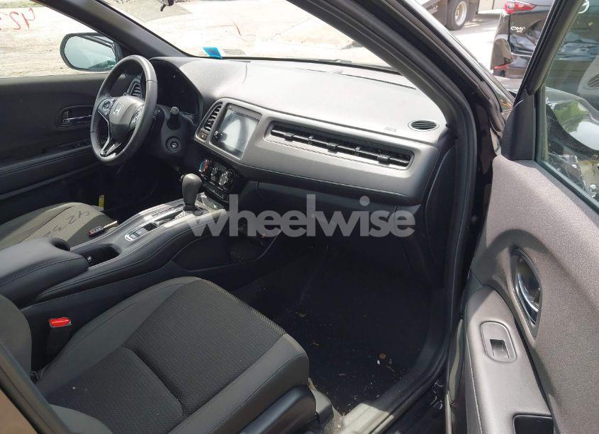 Photo 5 of 2020 Honda Hr-v AWD SPORT (VIN 3CZRU6H15LM712396)