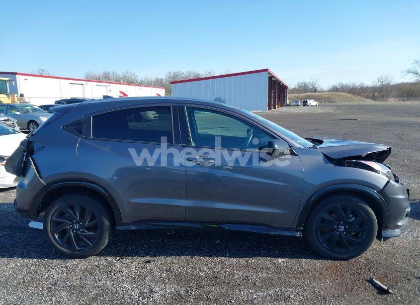 Photo 13 of 2022 Honda Hr-v AWD SPORT (VIN 3CZRU6H15NM710554)