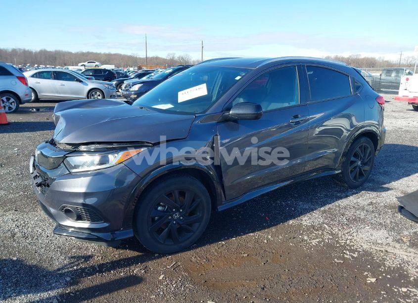 Photo 2 of 2022 Honda Hr-v AWD SPORT (VIN 3CZRU6H15NM710554)