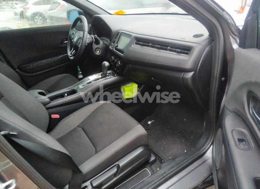 Photo 5 of 2022 Honda Hr-v AWD SPORT (VIN 3CZRU6H15NM735809)