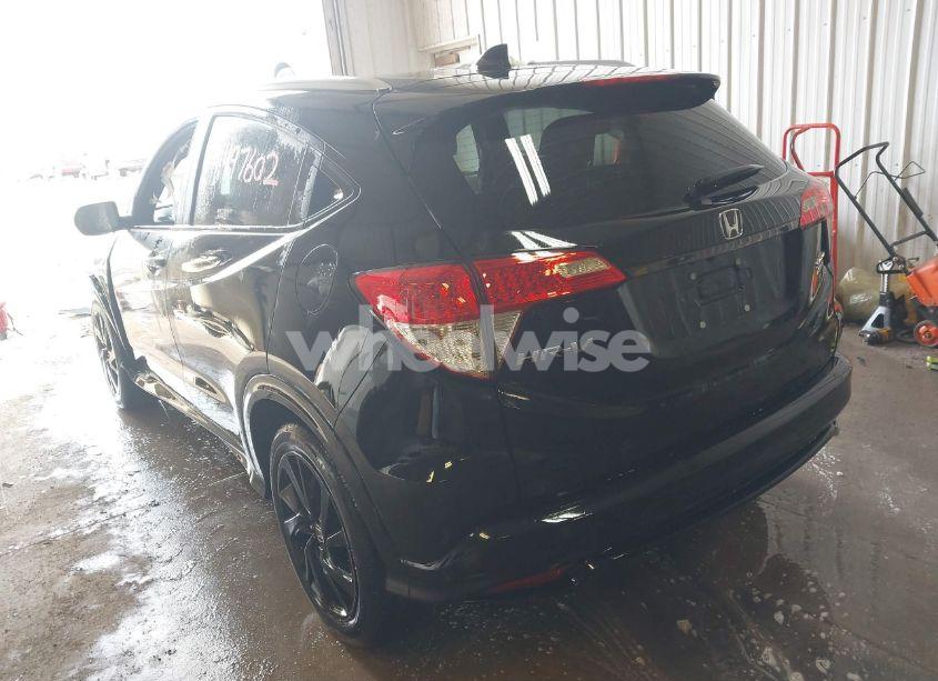 Photo 3 of 2022 Honda Hr-v AWD SPORT (VIN 3CZRU6H15NM746583)