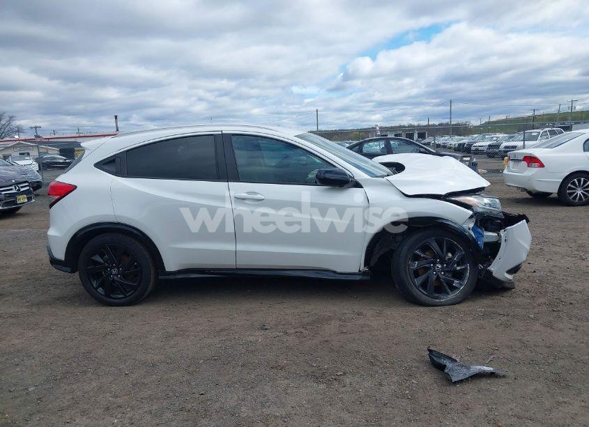 Photo 13 of 2022 Honda Hr-v AWD SPORT (VIN 3CZRU6H15NM755512)