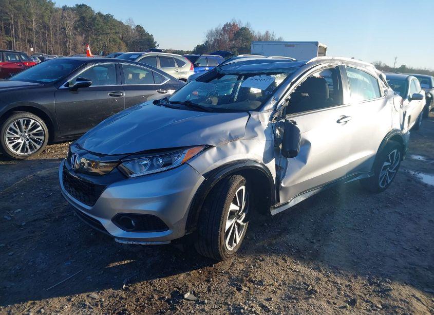 Photo 2 of 2019 Honda Hr-v SPORT (VIN 3CZRU6H16KM740643)