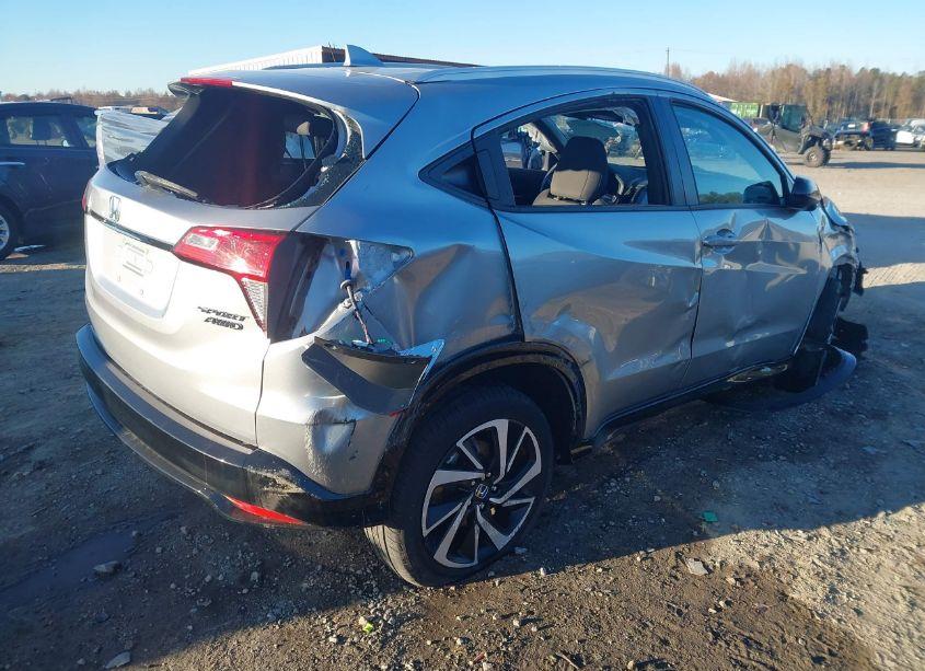 Photo 4 of 2019 Honda Hr-v SPORT (VIN 3CZRU6H16KM740643)