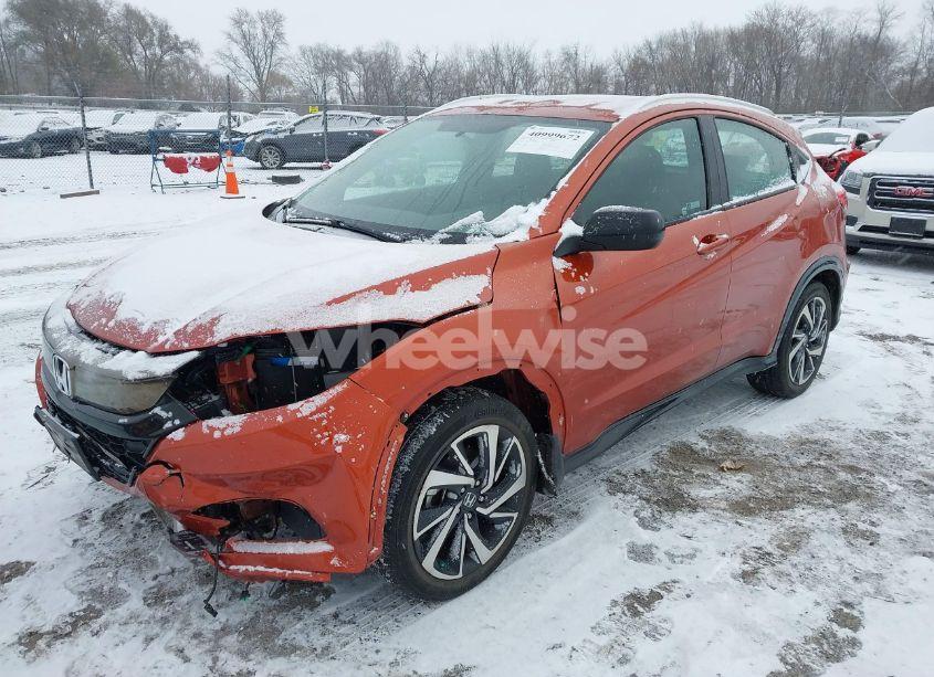 Photo 2 of 2020 Honda Hr-v AWD SPORT (VIN 3CZRU6H16LG703432)